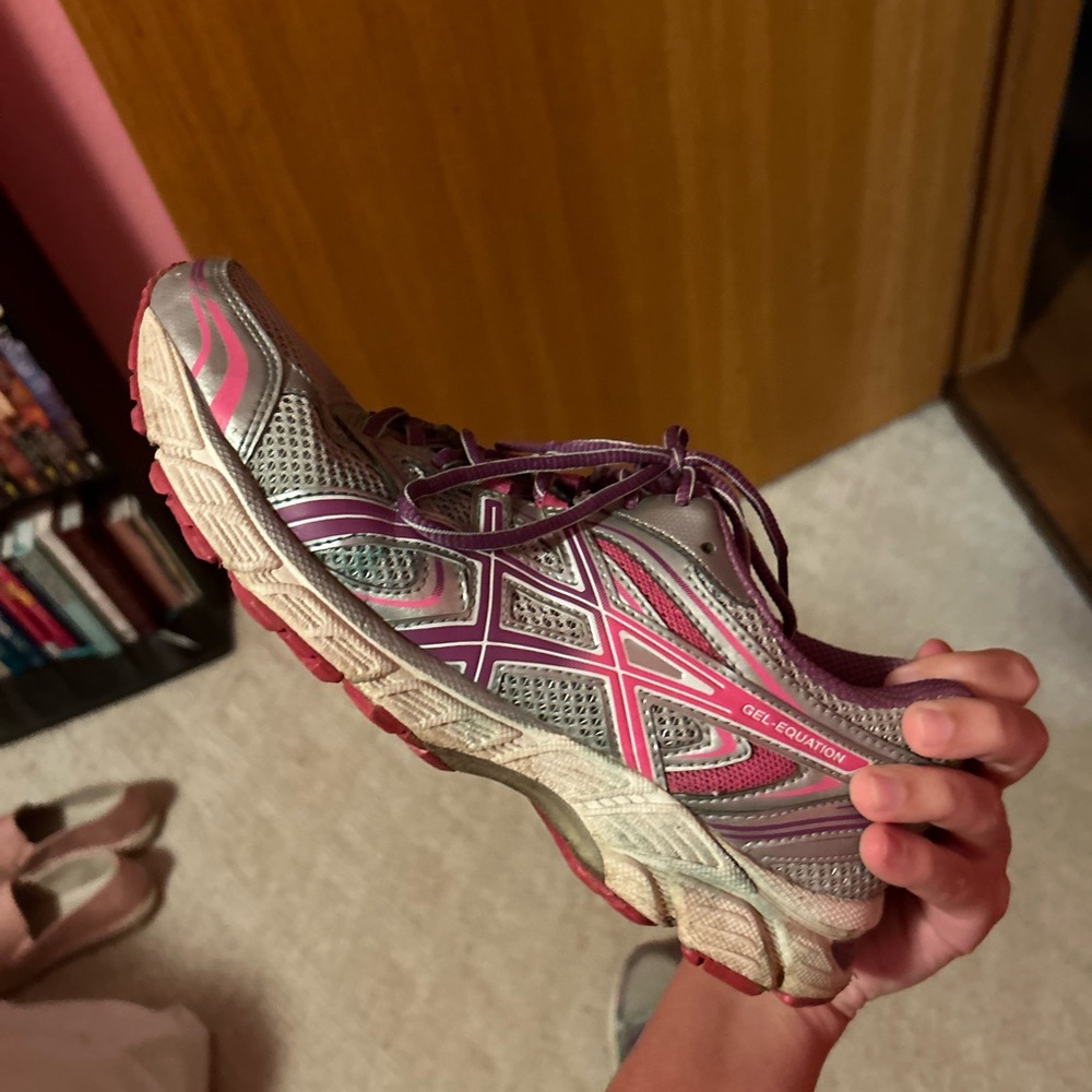 ASICS Athletic Shoes - Picture 4 of 7